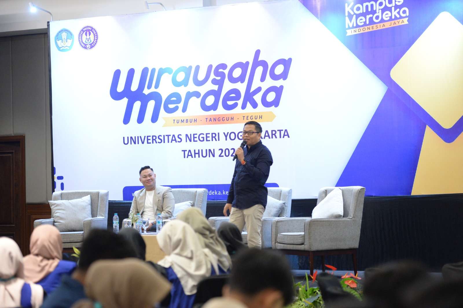 Seminar Wirausaha Merdeka di UNY, Sutarno Bintoro dan Bio Hadikesuma Beberkan Kunci Sukses Berbisnis