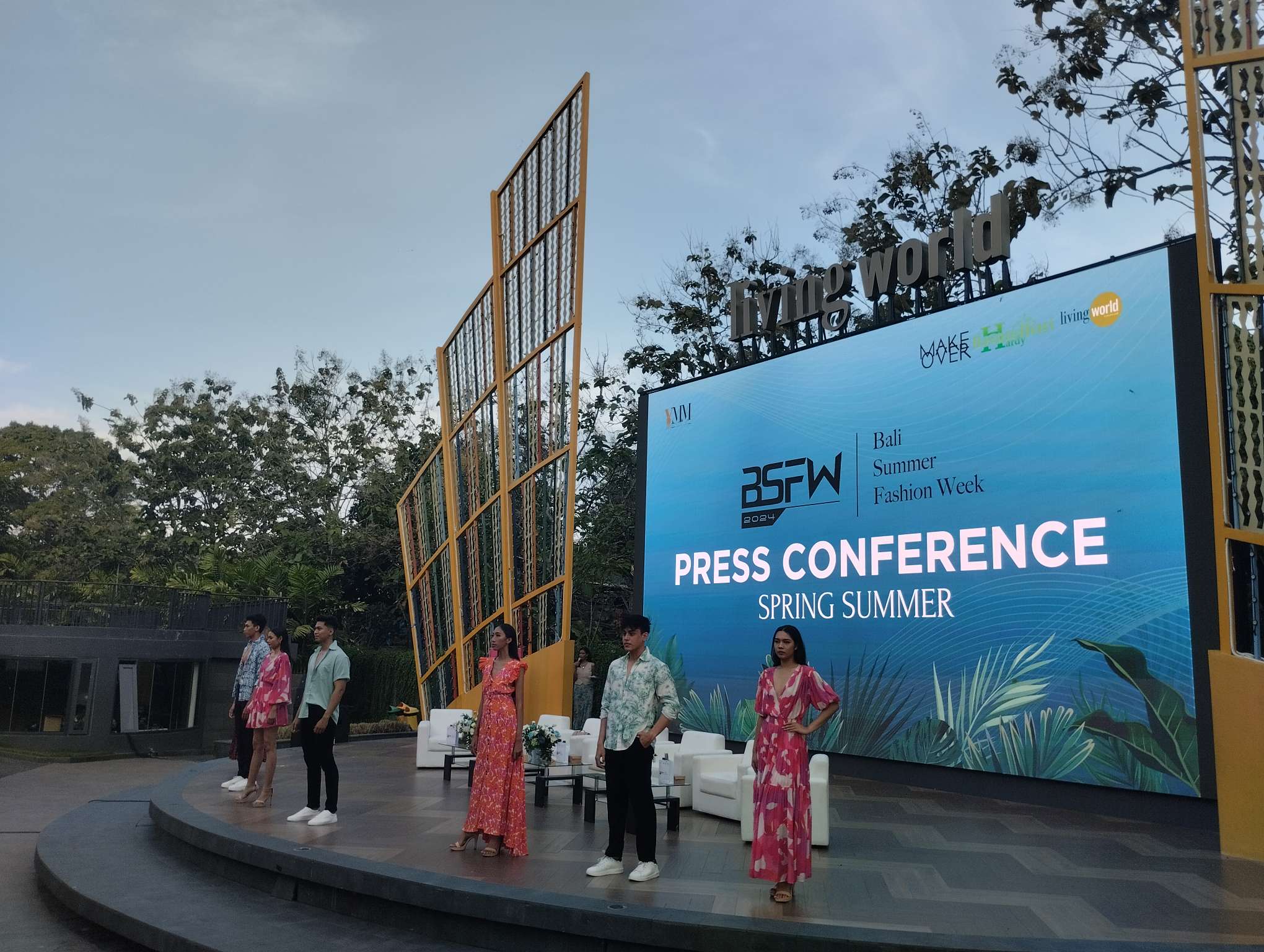 35 Desainer dan 300 Karya Semarakkan Bali Summer Fashion Week BSFW 2024