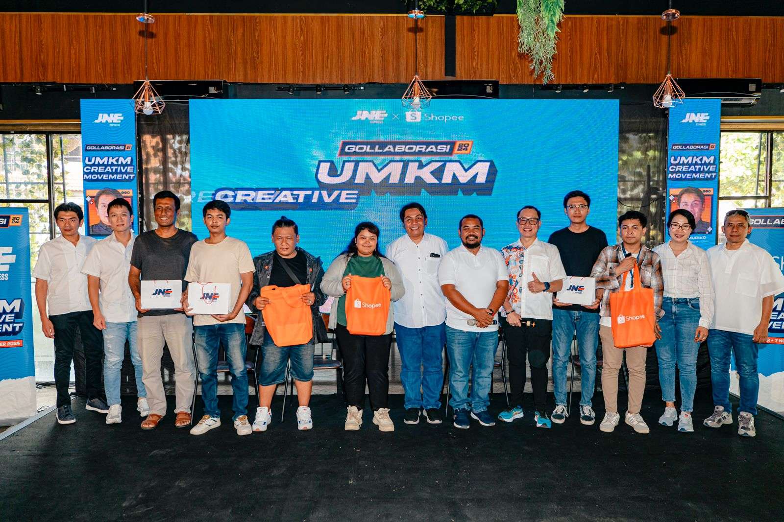 Kolaborasi JNE Bersama Shopee Latih 100 UMKM Bali Kembangkan Kreativitas Melalui Platform Digital