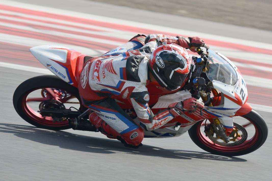 Astra Motor Racing Team ‘Kawinkan’ Tiga Podium Sekaligus di Mandalika Racing Series!