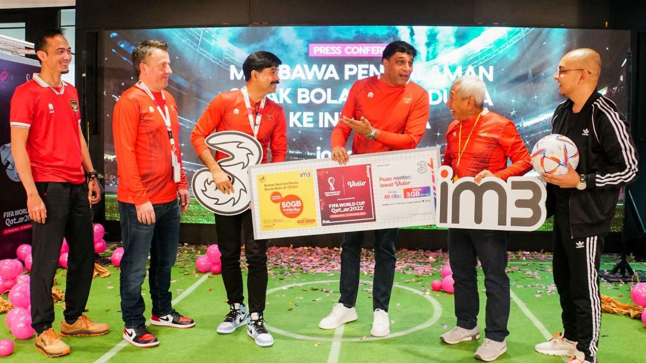 IOH Hadirkan Keseruan Menonton World Cup Qatar 2022 ke Indonesia