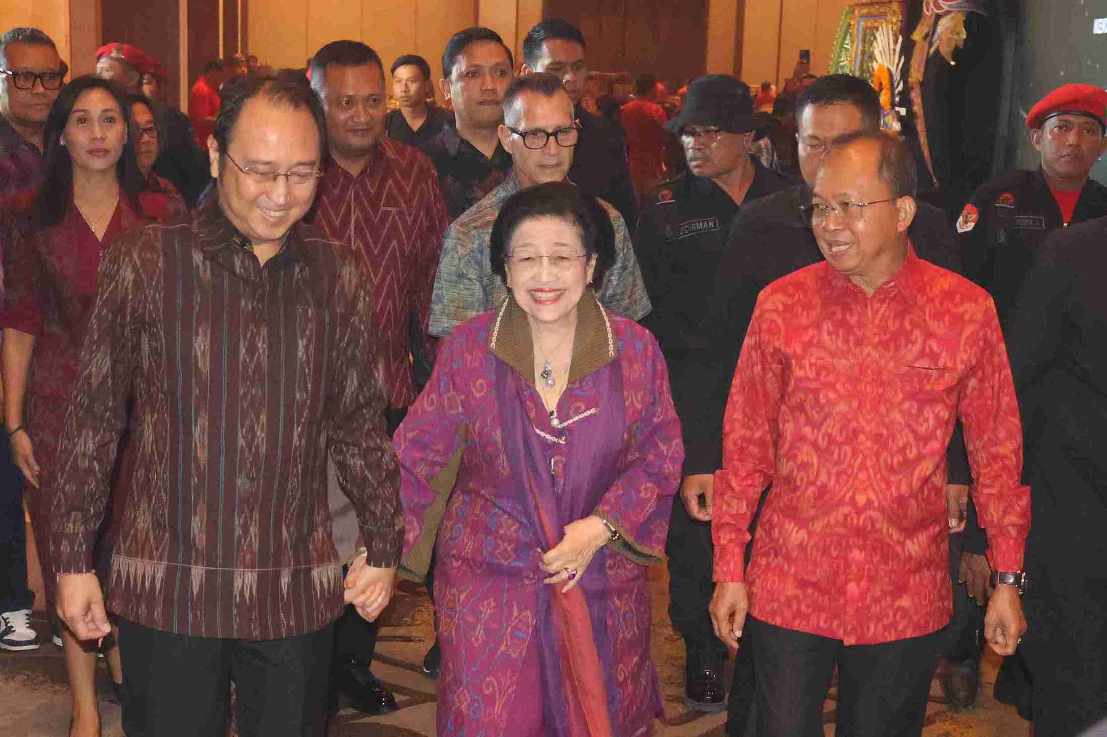 Tutup Bulan Bung Karno di Bali, Megawati Ajak Kader Terus Bergerak Bersama Rakyat