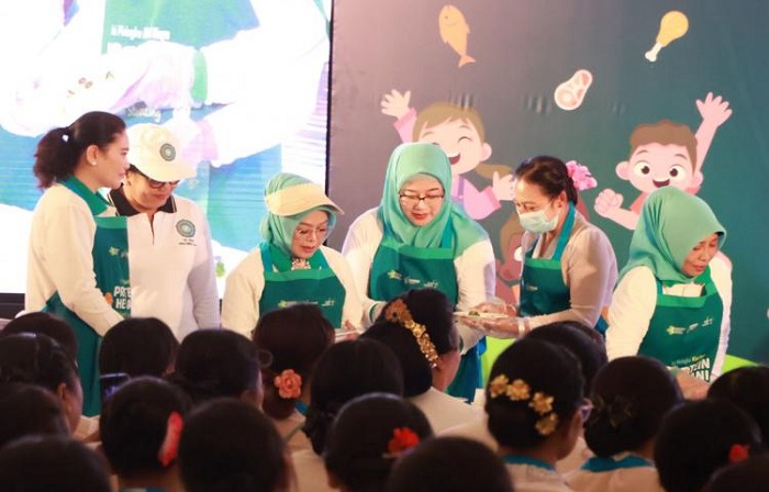 Putri Koster Ucapkan Terima Kasih atas Kepedulian Ibu Negara Iriana Jokowi untuk Lingkungan dan Stunting