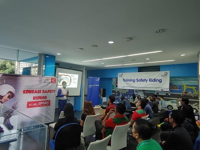 Asuransi Astra Ubah Mainset Karyawan dan Rekanan Utamakan Keselamatan Berkendara