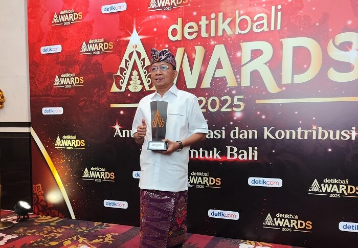 Gubernur Koster Raih Penghargaan Pelindung Budaya di Detik Awards 2025