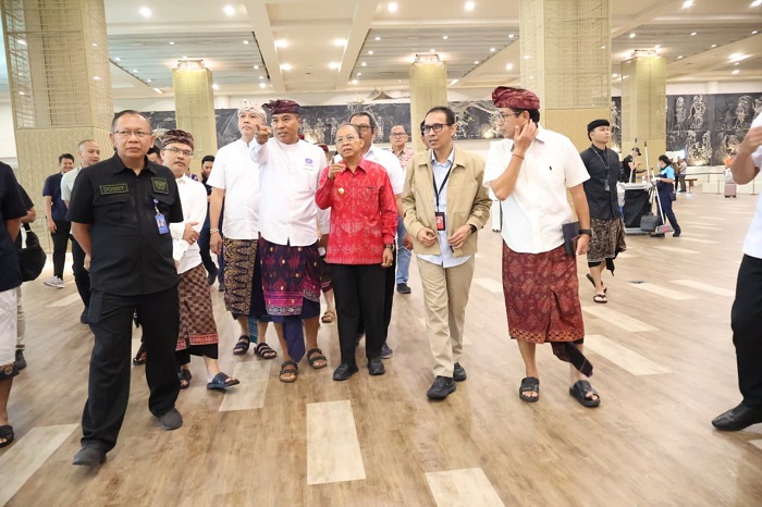 Koster ‘Sentil’ Pelayanan Bandara Ngurah Rai, Minta Berubah Total Demi Citra Dunia