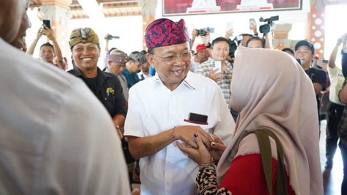 Pemprov Bali Salurkan Bantuan Bencana Rp1 Miliar Lebih untuk Tabanan dan Jembrana