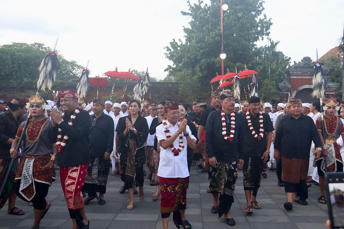 Matur Suksma Gianyar! Koster Janji Dukung Penuh Pembangunan