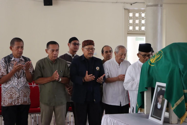 In Memoriam: Prof. Bambang Hendro Sunarminto, Guru Besar Pertanian UGM Meninggal Dunia