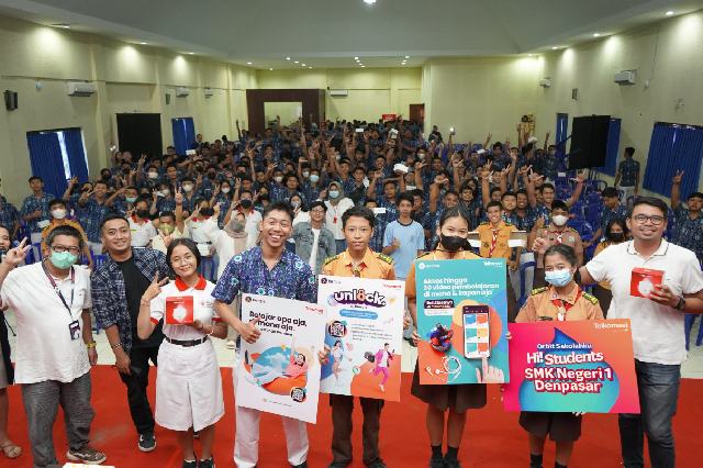 Program Hi Student di SMKN 1 Denpasar, Telkomsel Berkolaborasi dengan Kuncie