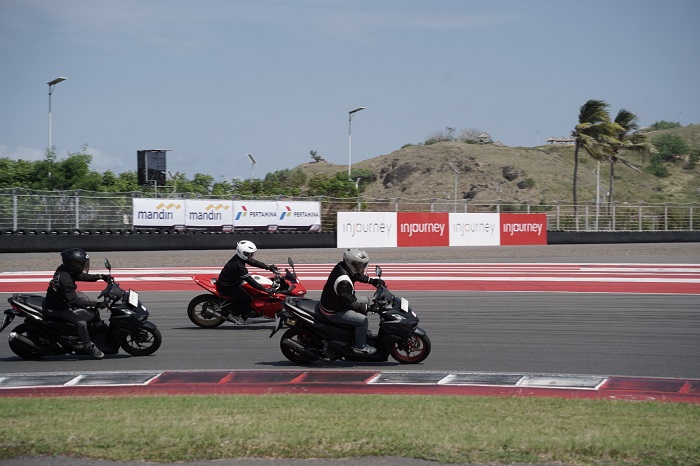 Honda Track Day 2025 Bawa Pengalaman Tak Terlupakan untuk Riders Vario 160 Bali