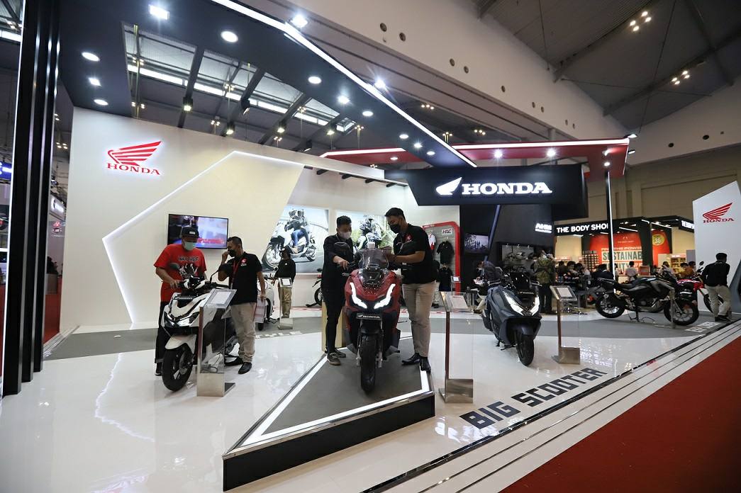 Honda ST125 Dax dan ADV160 Ramaikan GIIAS 2022