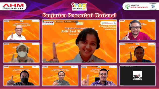 Tiga Siswi SMAN Bali Mandara Melaju ke Penjurian Nasional AHM Best Student 2022