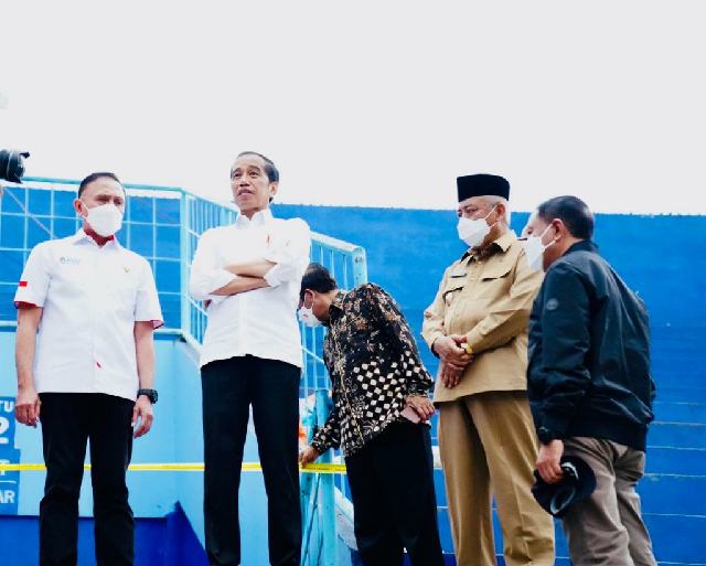 Tragedi Kanjuruhan, Presiden Jokowi Minta Evaluasi Total Tata Kelola Persepakbolaan Indonesia