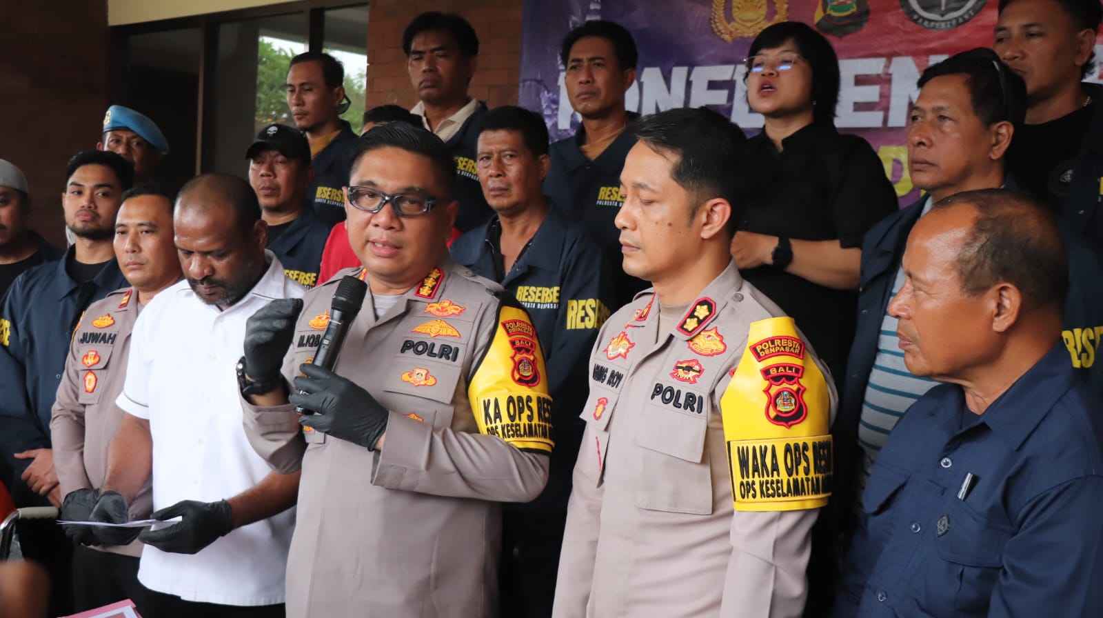 Misteri Penusukan Maut di Denpasar Terungkap: Pelaku Ditangkap di Surabaya