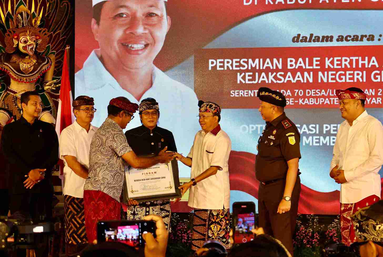 Bale Kertha Adhyaksa: Solusi Hukum Berbasis Kearifan Lokal Desa Adat