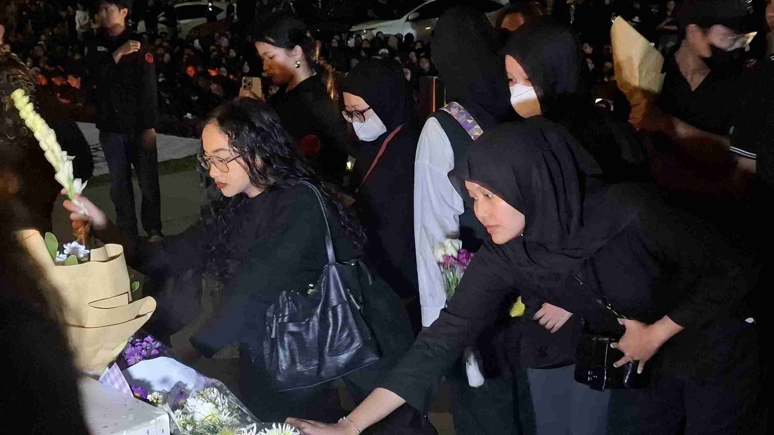 Doa dan Air Mata di UGM: Kisah Pilu Ibu Argo Menggugah Nurani