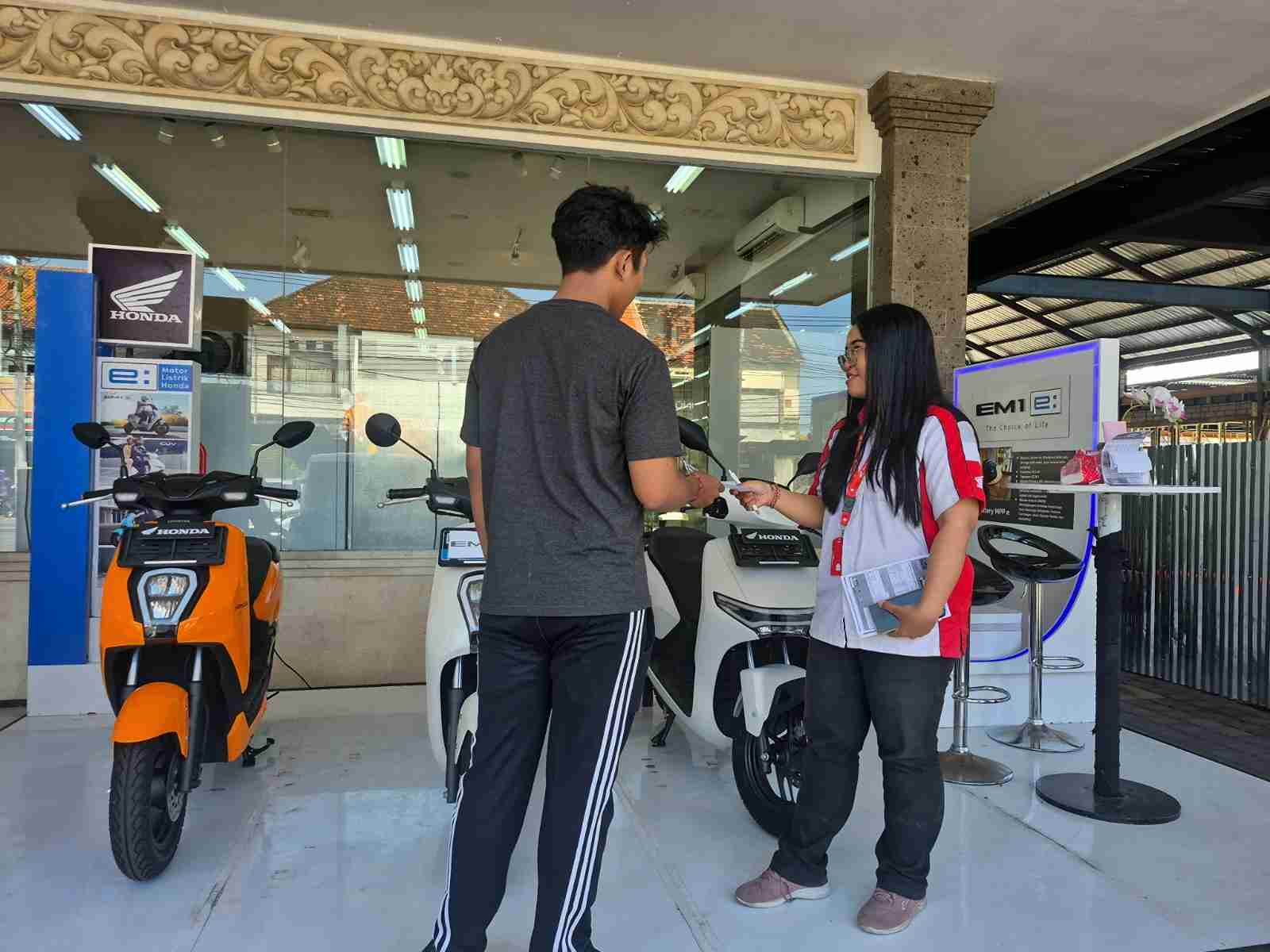Honda EV Exhibition: Kesempatan Miliki Motor Listrik Impian Anda di Bali!