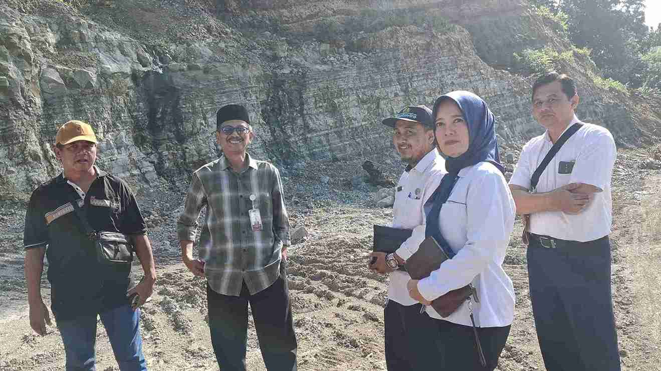 DPRD DIY ‘Siduk’ Tambang Ilegal di Bantul: Bongkar Borok Perizinan demi Lingkungan dan PAD!