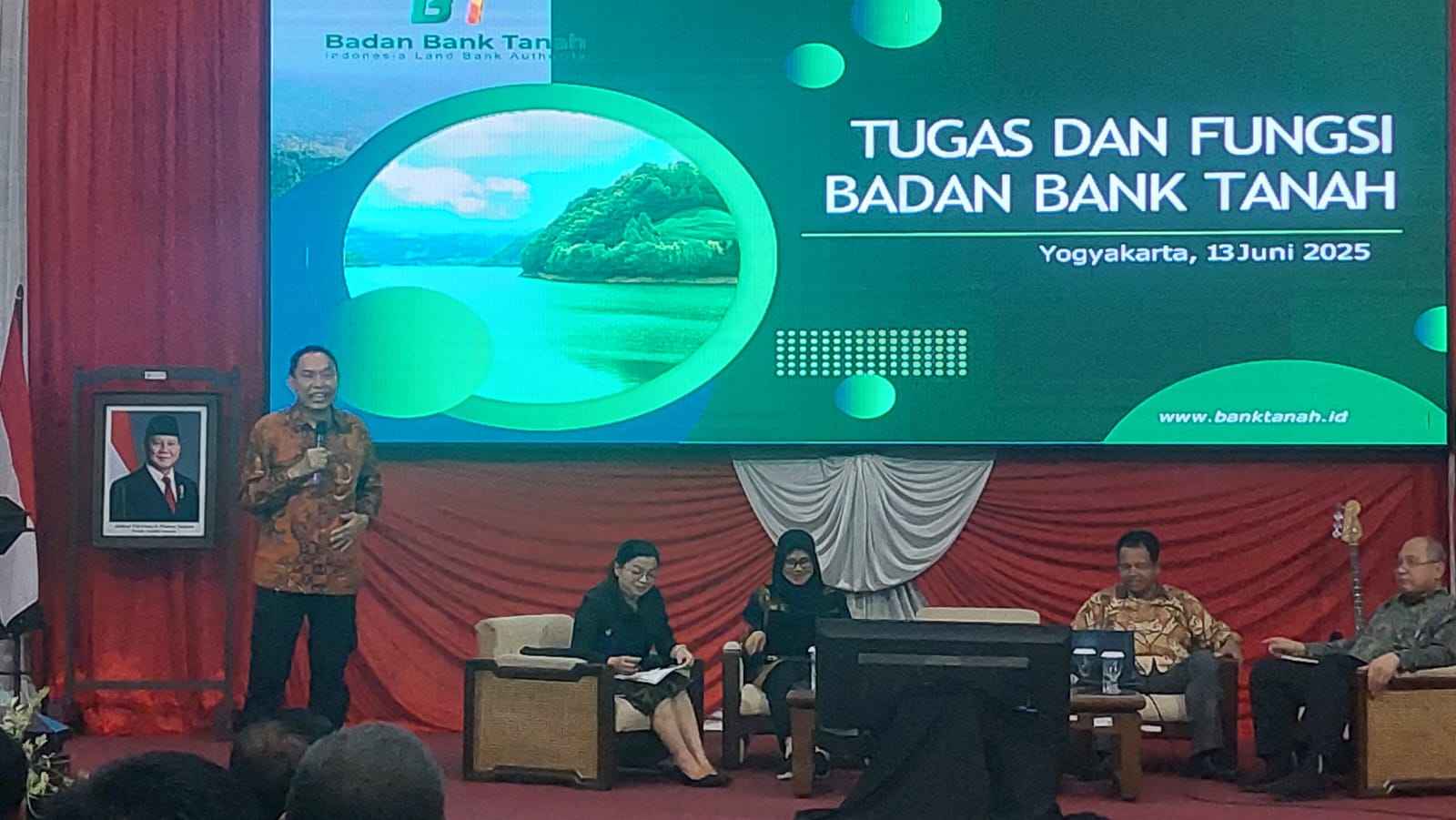 Bank Sampah: Garda Terdepan Lingkungan dan Ekonomi Sirkular
