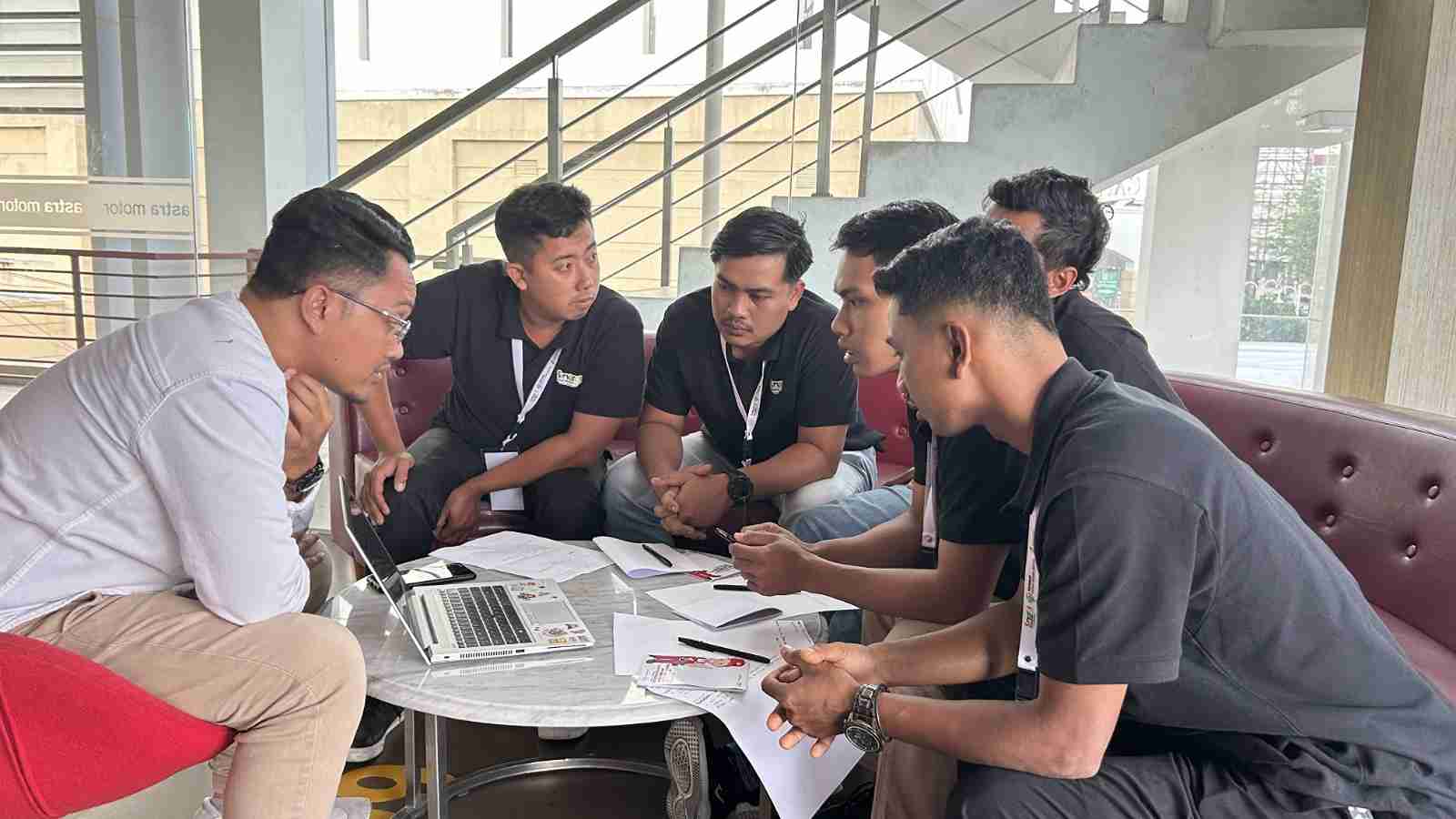 Bangkitkan Ekonomi Lokal: Yayasan AHM Cetak Pengusaha Bengkel Digital Masa Depan!