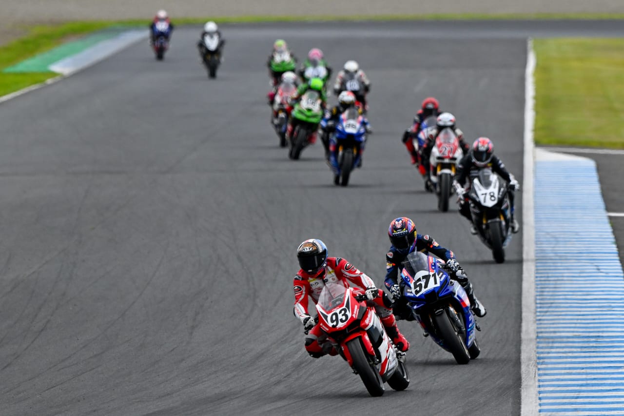 Adenanta Putra Kibarkan Merah Putih di Podium ARRC Jepang
