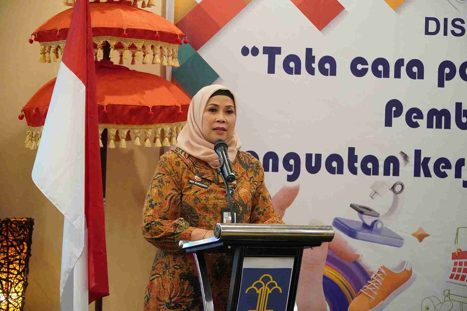 Inovasi Gootik Badung Resmi Terlindungi, Kemenkumham Bali Serahkan Sertifikat Merek dalam Diseminasi KI