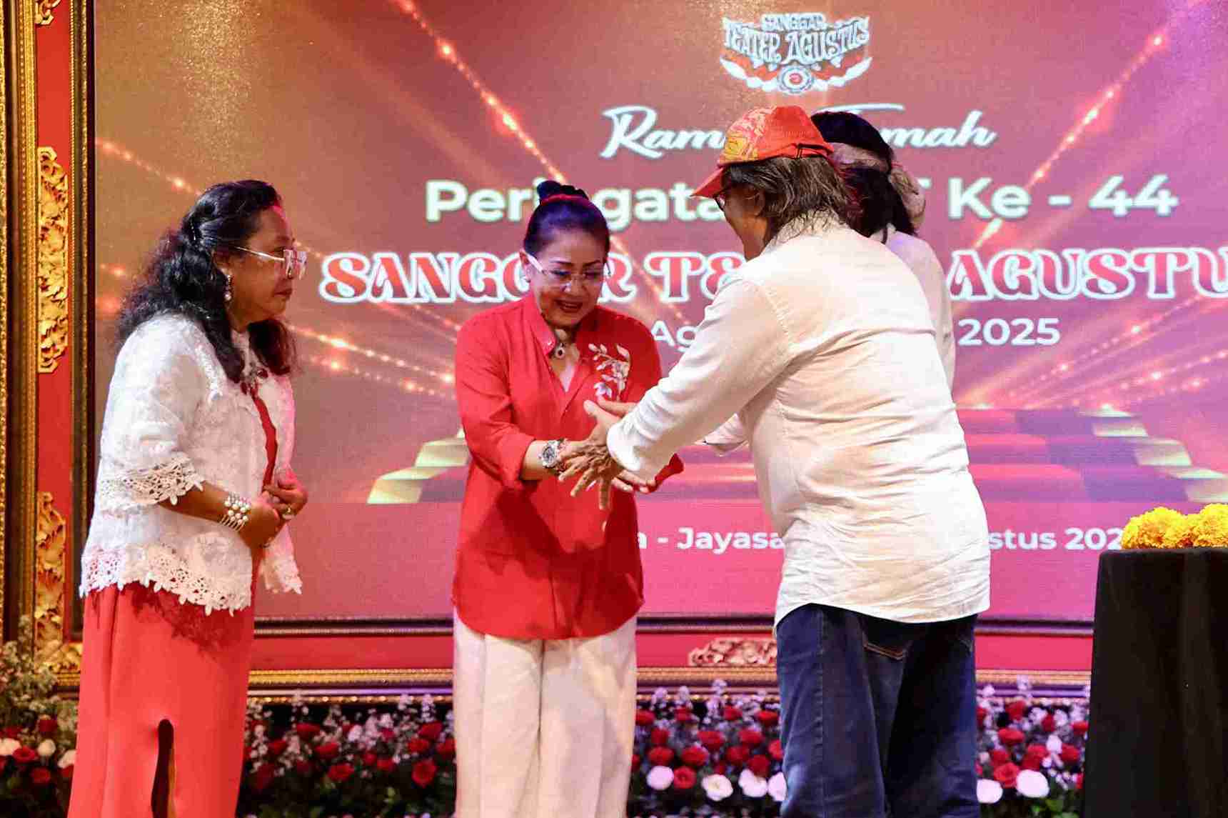 Gubernur Koster Prioritaskan Seni Budaya Bali dalam Pembangunan Karakter