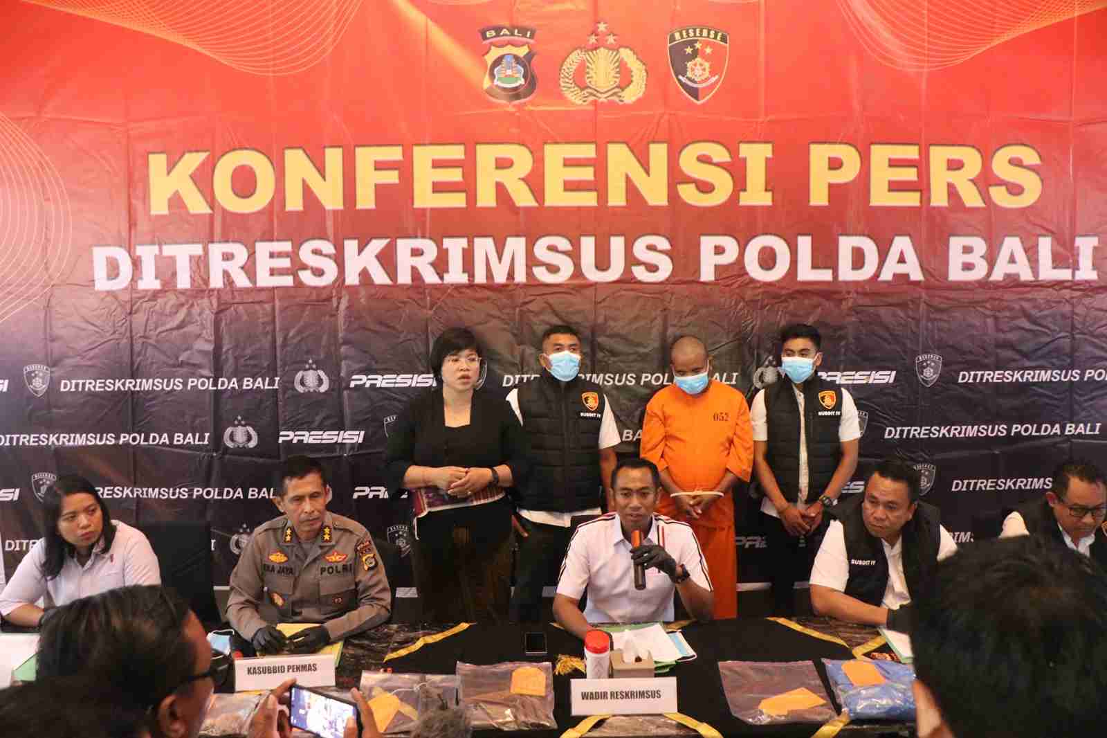 Polda Bali Tangkap Pengoplos Gas Subsidi di Badung, Raup Keuntungan Miliaran Rupiah