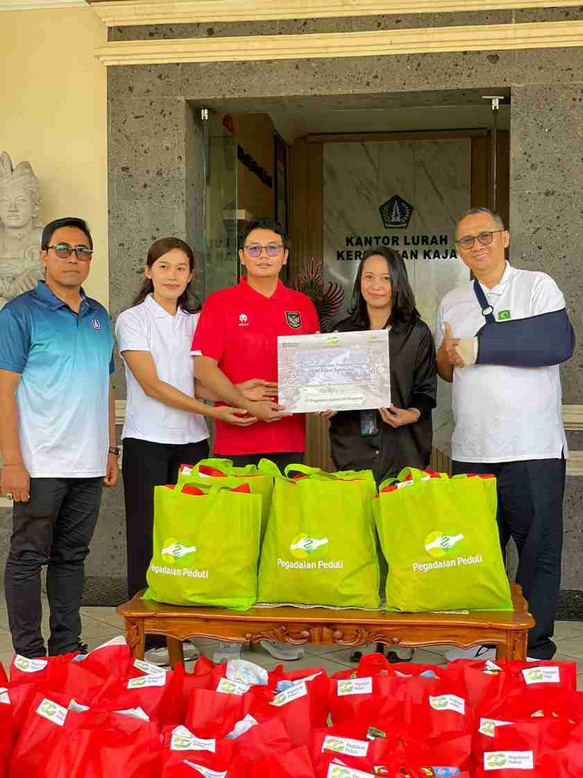 Pegadaian Salurkan Ratusan Paket Sembako untuk Korban Banjir di Bali