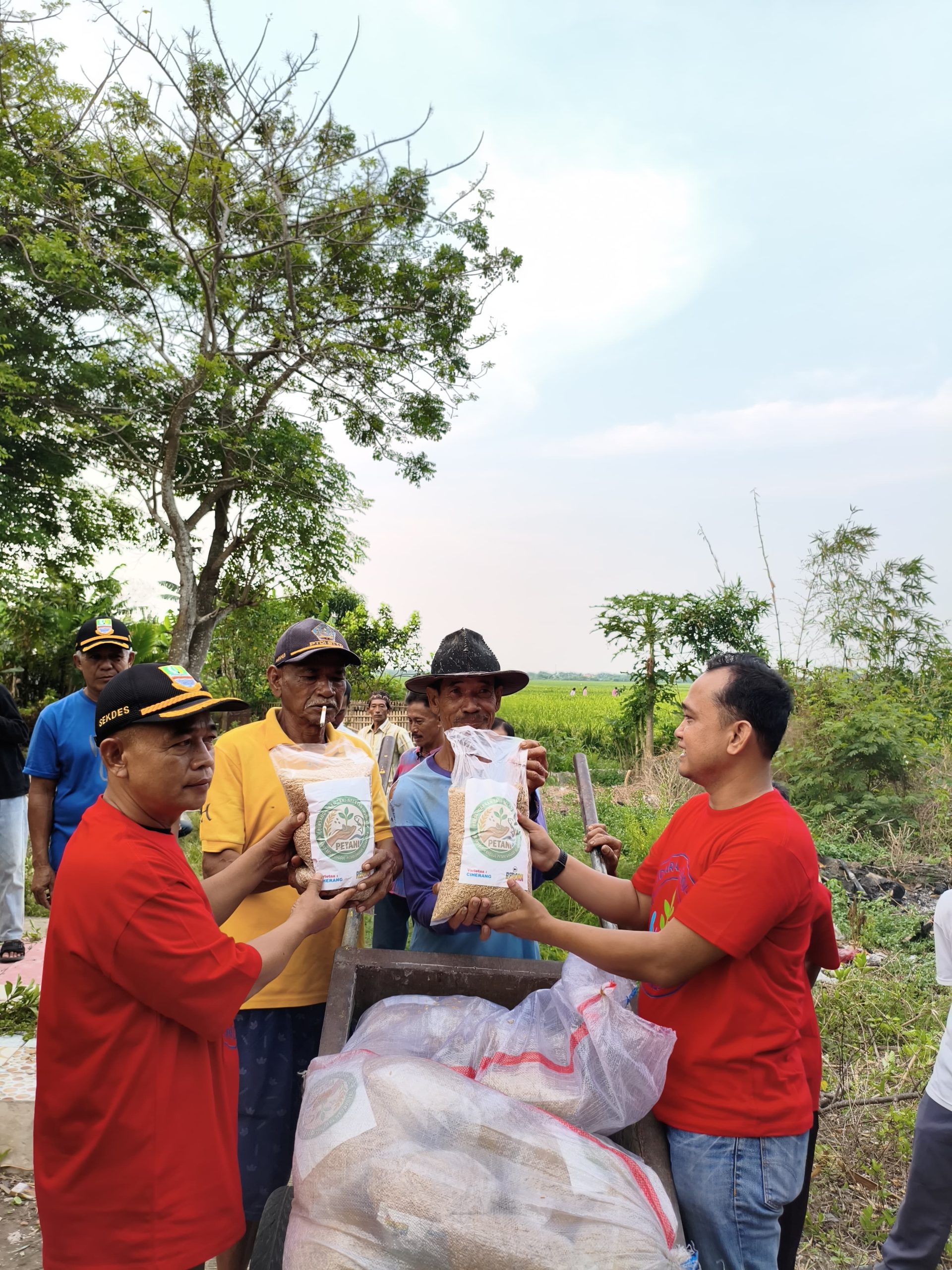 Persaudaraan Tani-Nelayan Bekasi Sebut Kemanunggalan TNI-Rakyat Benteng Ketahanan Bangsa