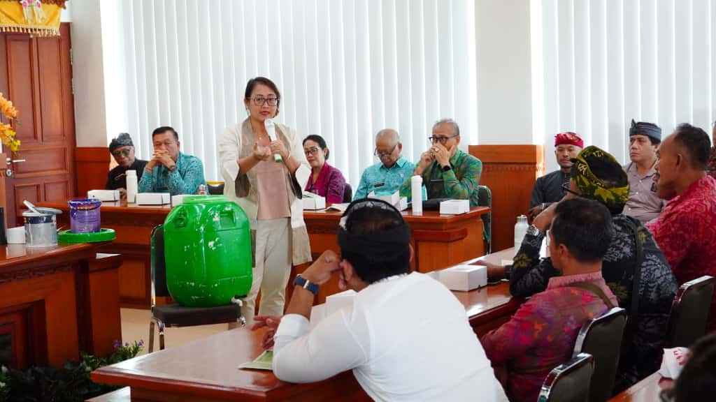 48 Desa Adat Baturiti Tembus Target: ‘Teba Modern’ Jadi Bukti Nyata Bali Darurat Sampah Ditangani dari Hulu!