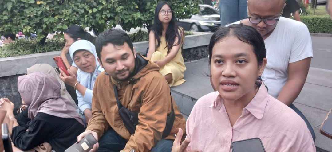 Aktris ‘Tilik’ Bu Tejo Turut Aksi Damai, Desak Pemerintah Evaluasi Total Program Makan Bergizi Gratis