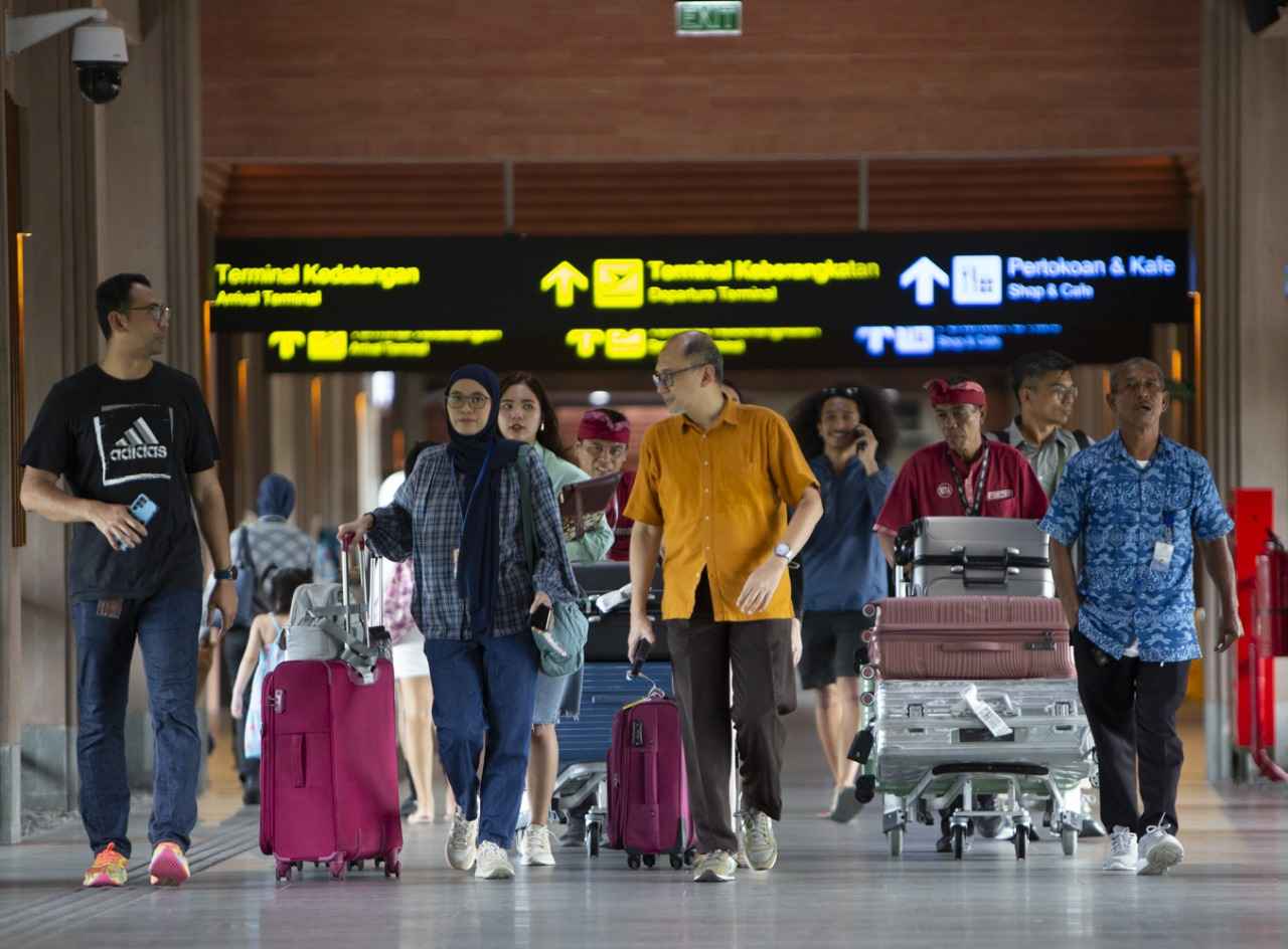 Bandara Ngurah Rai Kian Ramai: Trafik Penumpang Tembus 18,2 Juta Orang,
