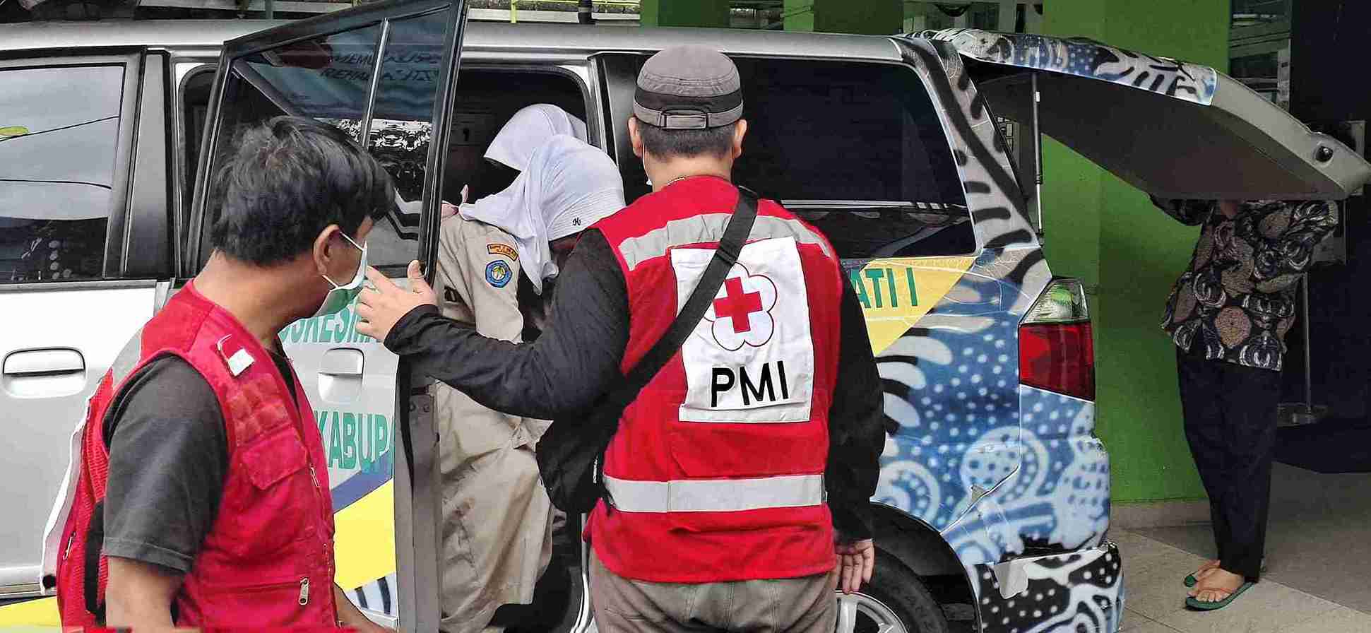 Diduga Keracunan Makanan MBG, Ratusan Siswa dan Guru Tiga Sekolah di Mlati Sleman Tumbang