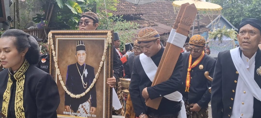 Menyatukan Kembali Warisan Budaya: Refleksi Suksesi Karaton Surakarta dalam Bingkai Bhinneka Tunggal Ika