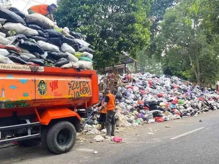 Darurat Sampah Sleman: Timbulan 600 Ton/Hari, DLH Akui Belum Mampu Tangani 50 Persen!
