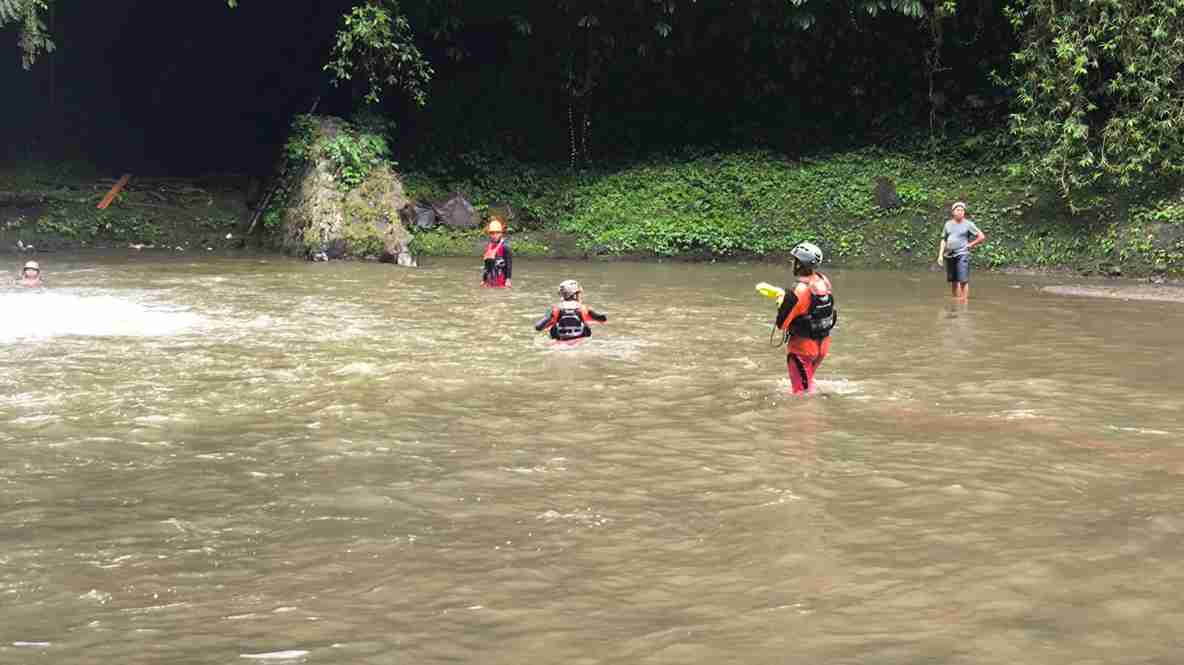 Jenazah Remaja Tenggelam di Air Terjun Mengening Ditemukan Setelah Dua Hari Pencarian