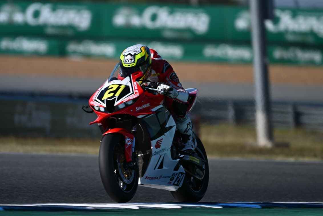 Fadillah Arbi dan CBR250RR Kunci Gelar Juara Asia ARRC 2025