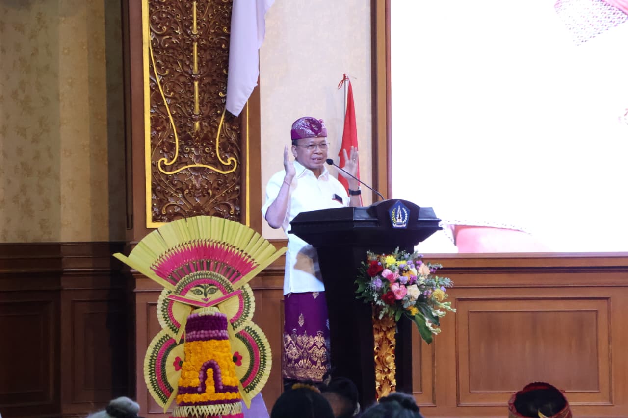 Buka Lokasabha XII MGPSSR, Koster Tegaskan Komitmen Jaga Adat dan Keutuhan Bali