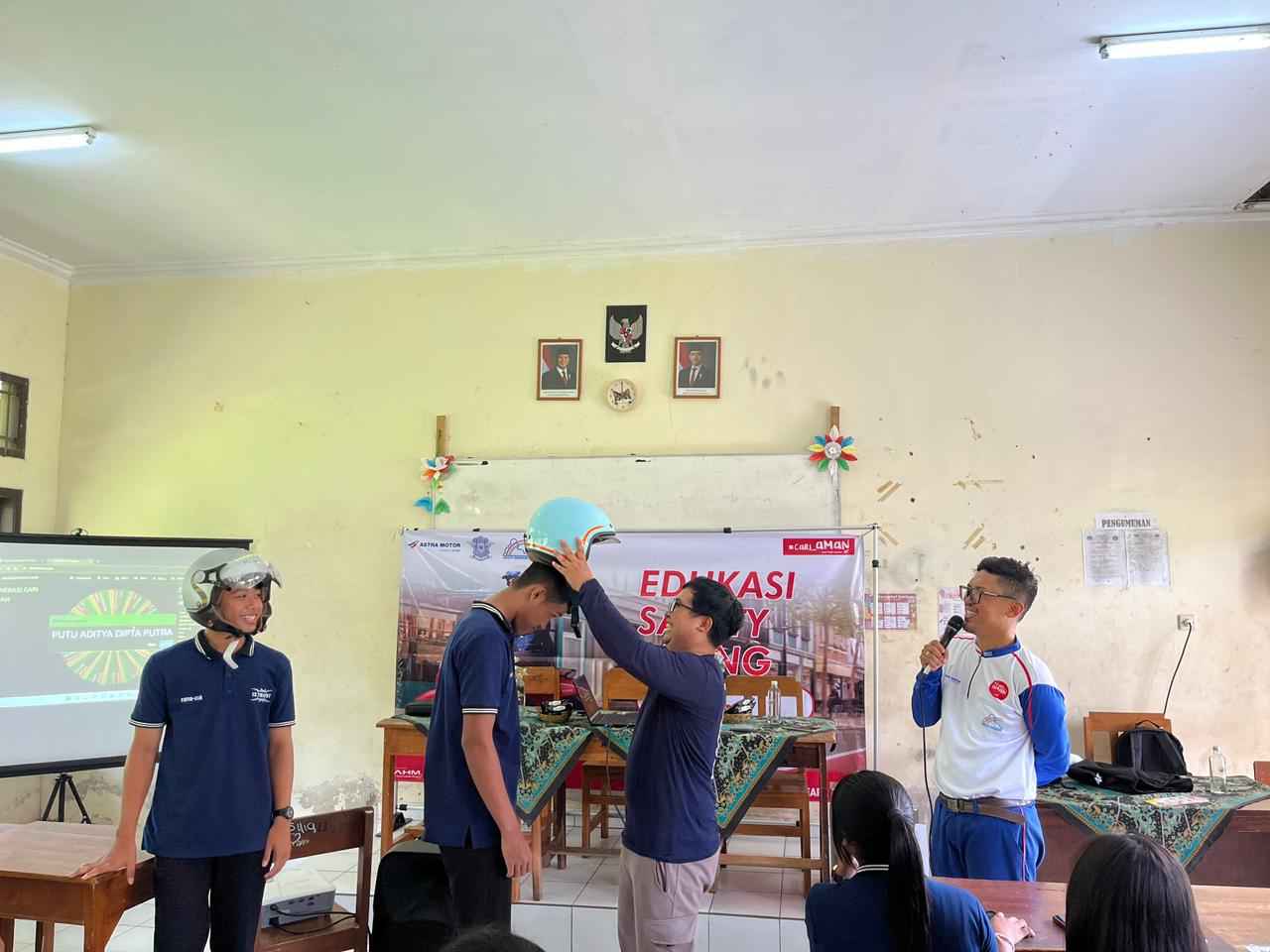 Bukan Sekadar Gas dan Rem: Siswa SMKN 1 Busungbiu Kini Mahir ‘Membaca’ Bahaya di Jalan