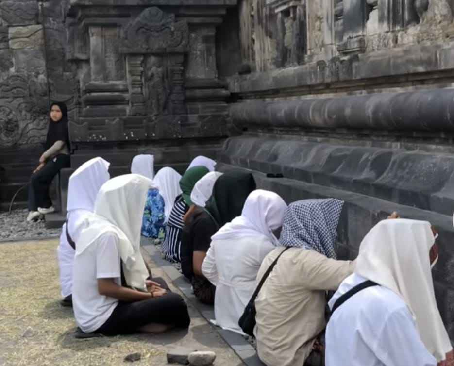 ‘Viral Ritual Tanpa Izin di Zona Inti, Pengelola Prambanan: Ekspresi Spiritual Tetap Harus Taat Konstitusi Cagar Budaya’