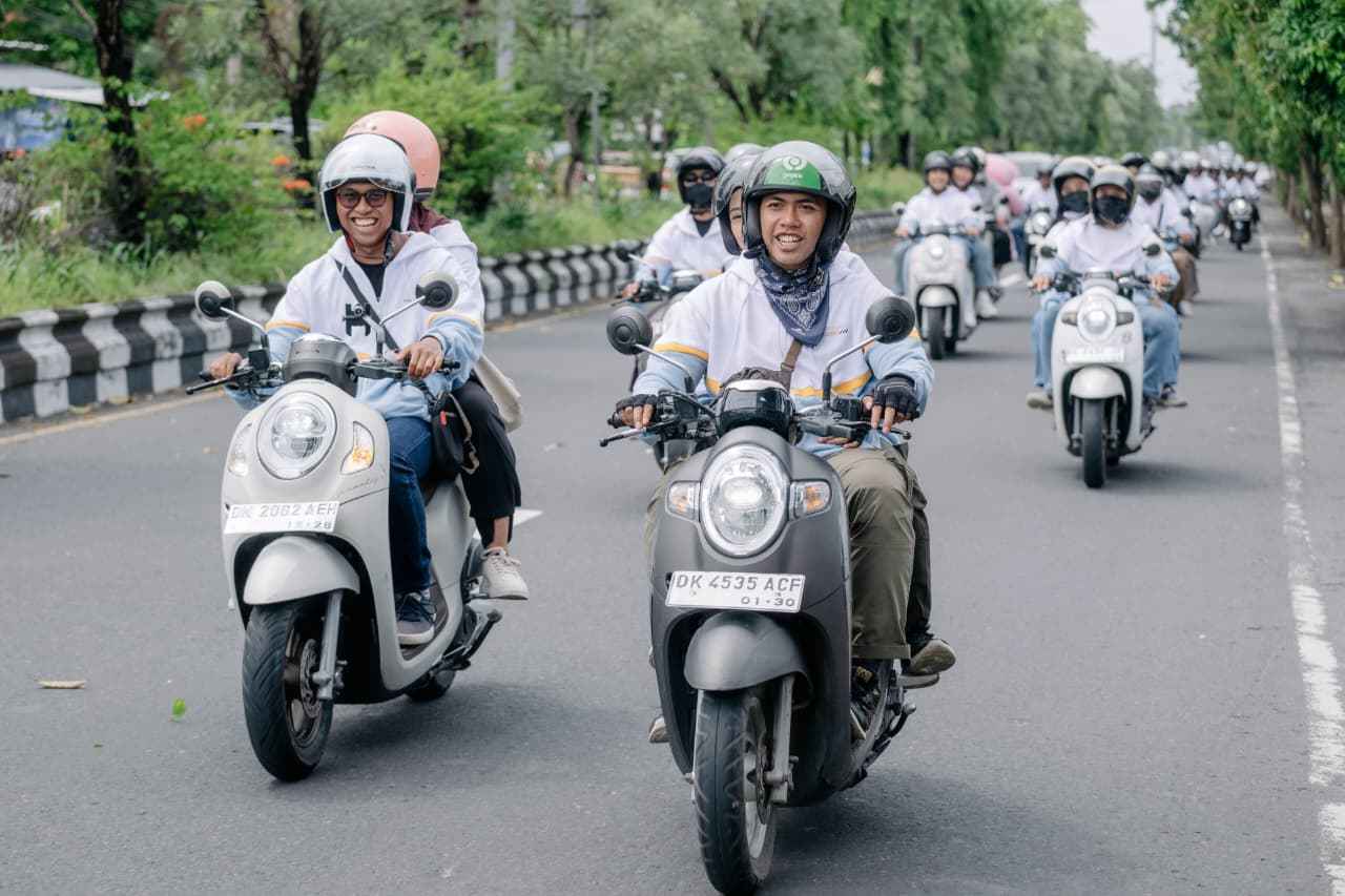 Satu Motor Bertiga? Astra Motor Bali: Itu Bukan Boncengan, Tapi Mengundang Bahaya!