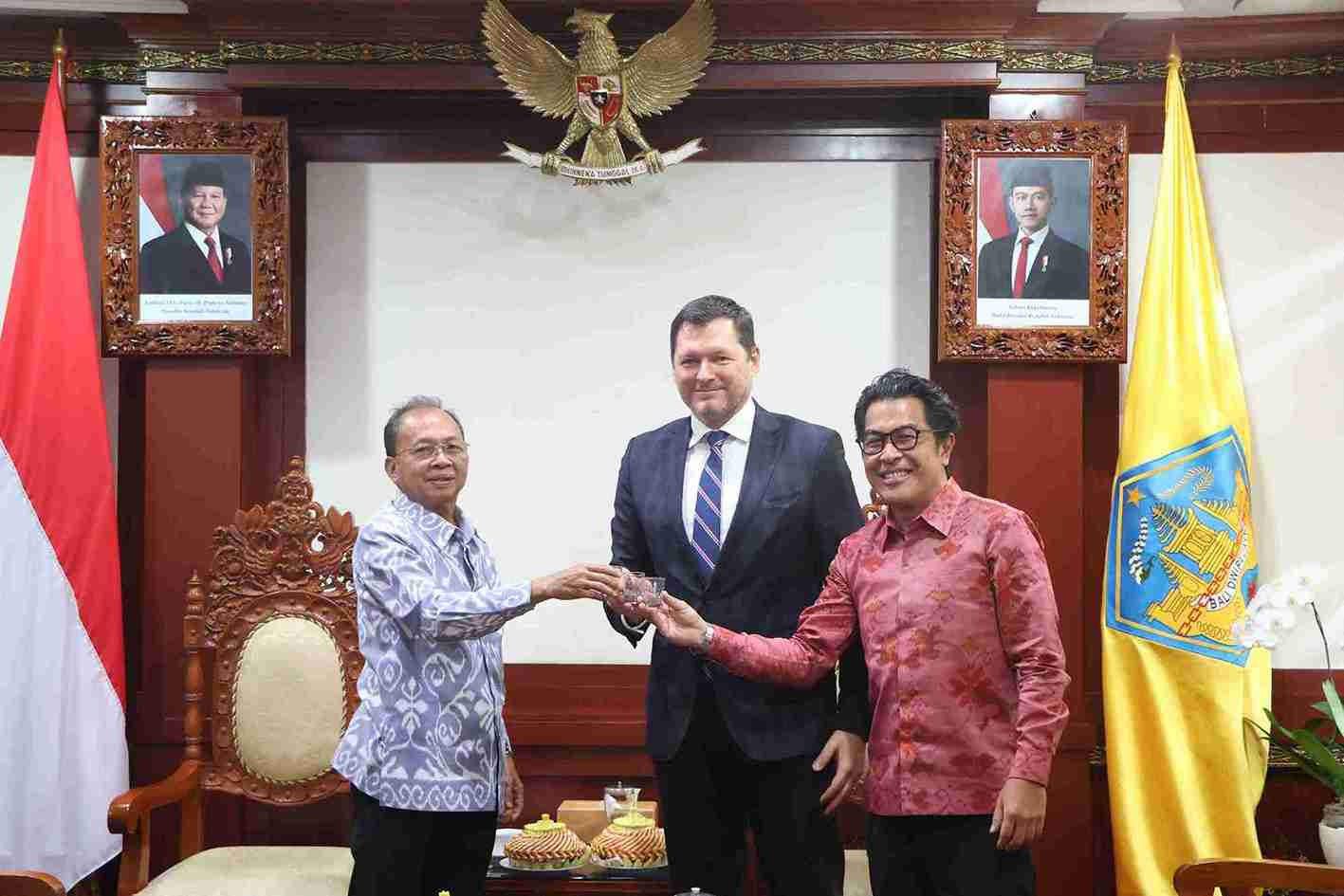 Gubernur Wayan Koster Terima Audiensi Dubes Slovakia, Bali Perluas Jejaring Kerja Sama Internasional