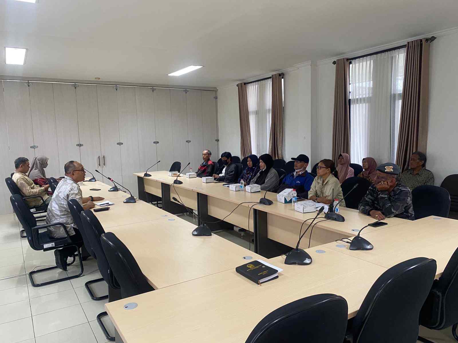 Polemik Relokasi Kios Sudirman: DPRD Pertanyakan Aspek Kemanusiaan di Balik Penataan Kota