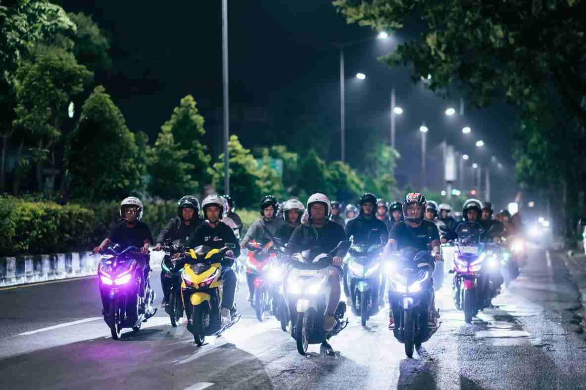 Honda Community Bali Meriahkan Launching All New Vario 125 Lewat Night Ride