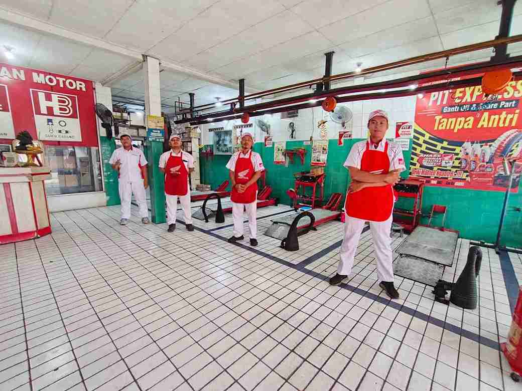 Dua Dekade Dedikasi: AHASS Gunawan Motor Terus Jadi Andalan Konsumen Honda di Buleleng