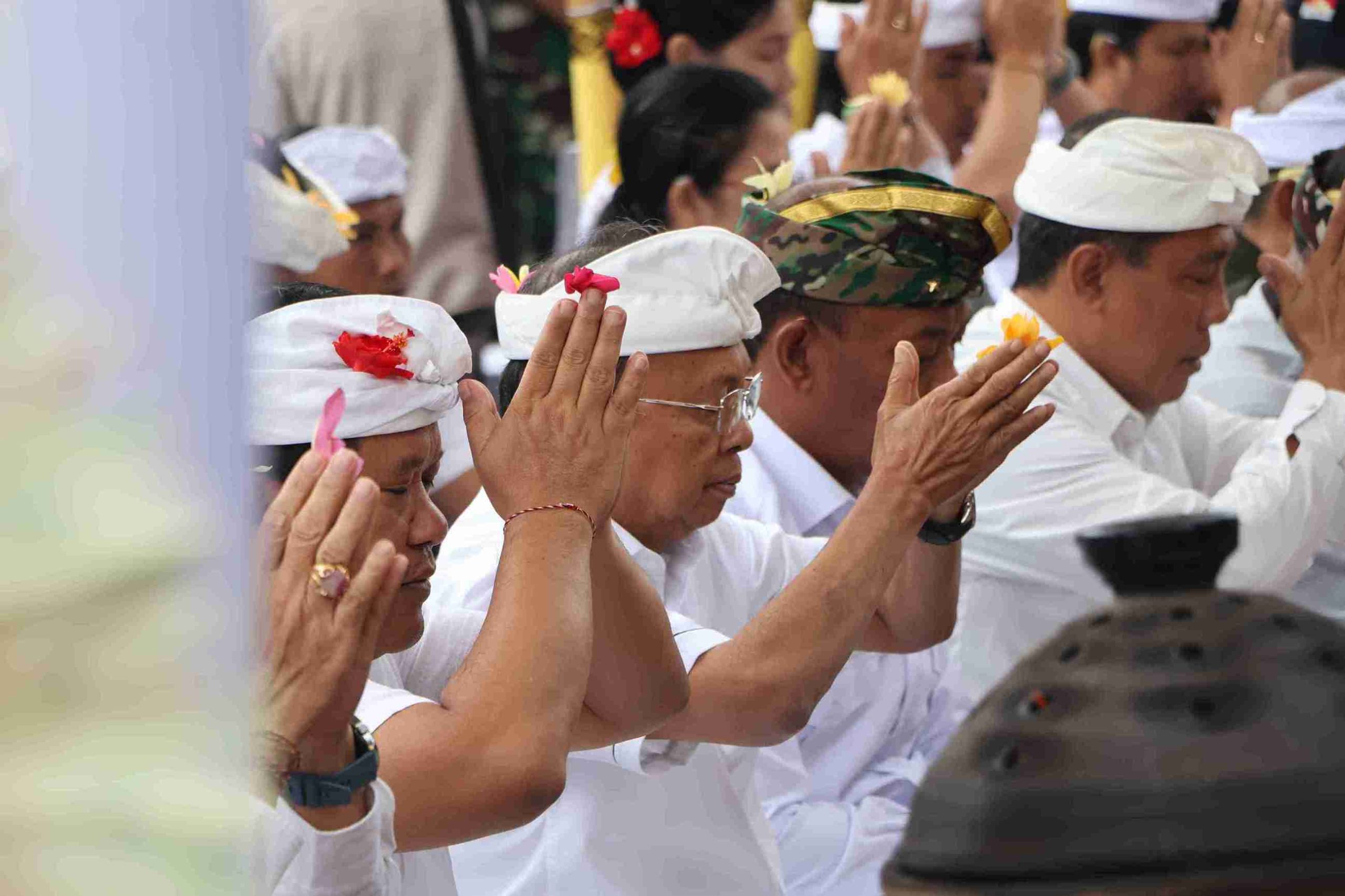 Komitmen Pemerintah Bali Jaga Kesucian dan Keindahan Pura