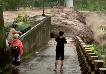 Banjir Lahar Hujan di Merapi Tewaskan Tiga Orang