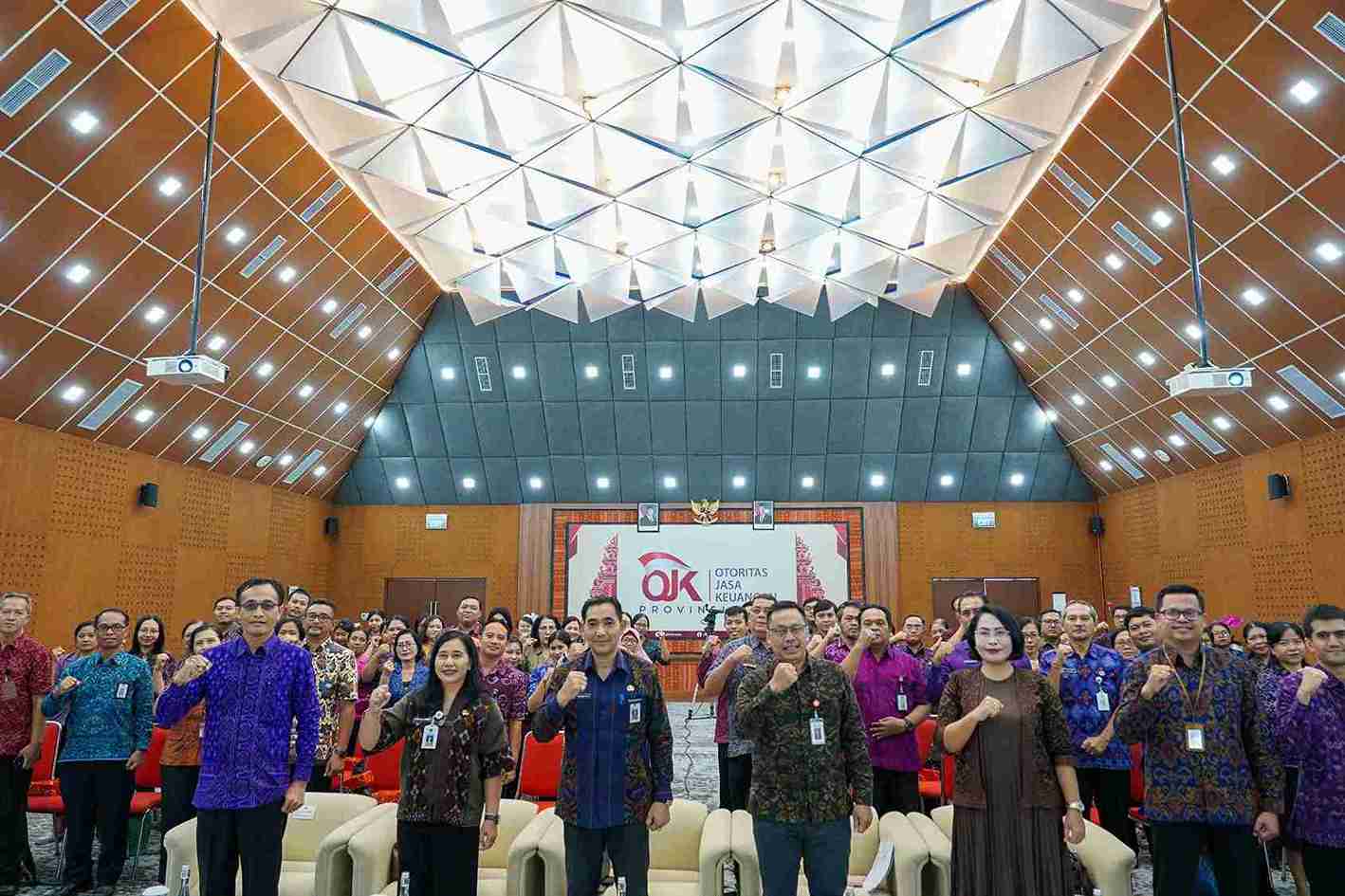 Kick Off ToT Literasi Keuangan, OJK Bali Targetkan Generasi Muda Cerdas Finansial